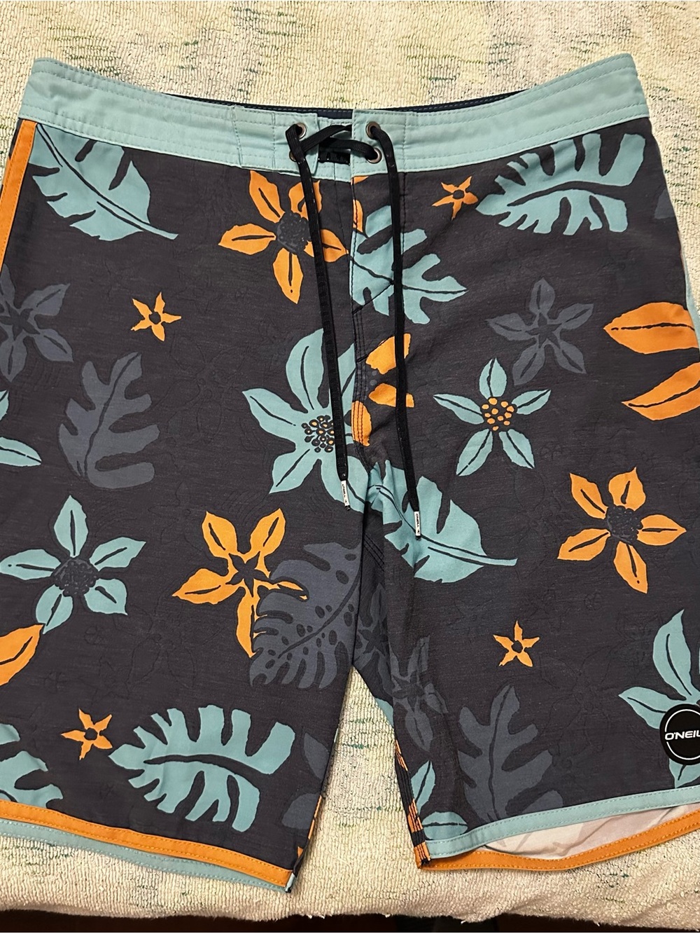 O'Neill Men’s Hyperfreak Floral Boardshorts - Blue & Orange
